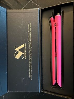 Straight Ahead Pink Mini Hair Straightener - Compact Flat Iron